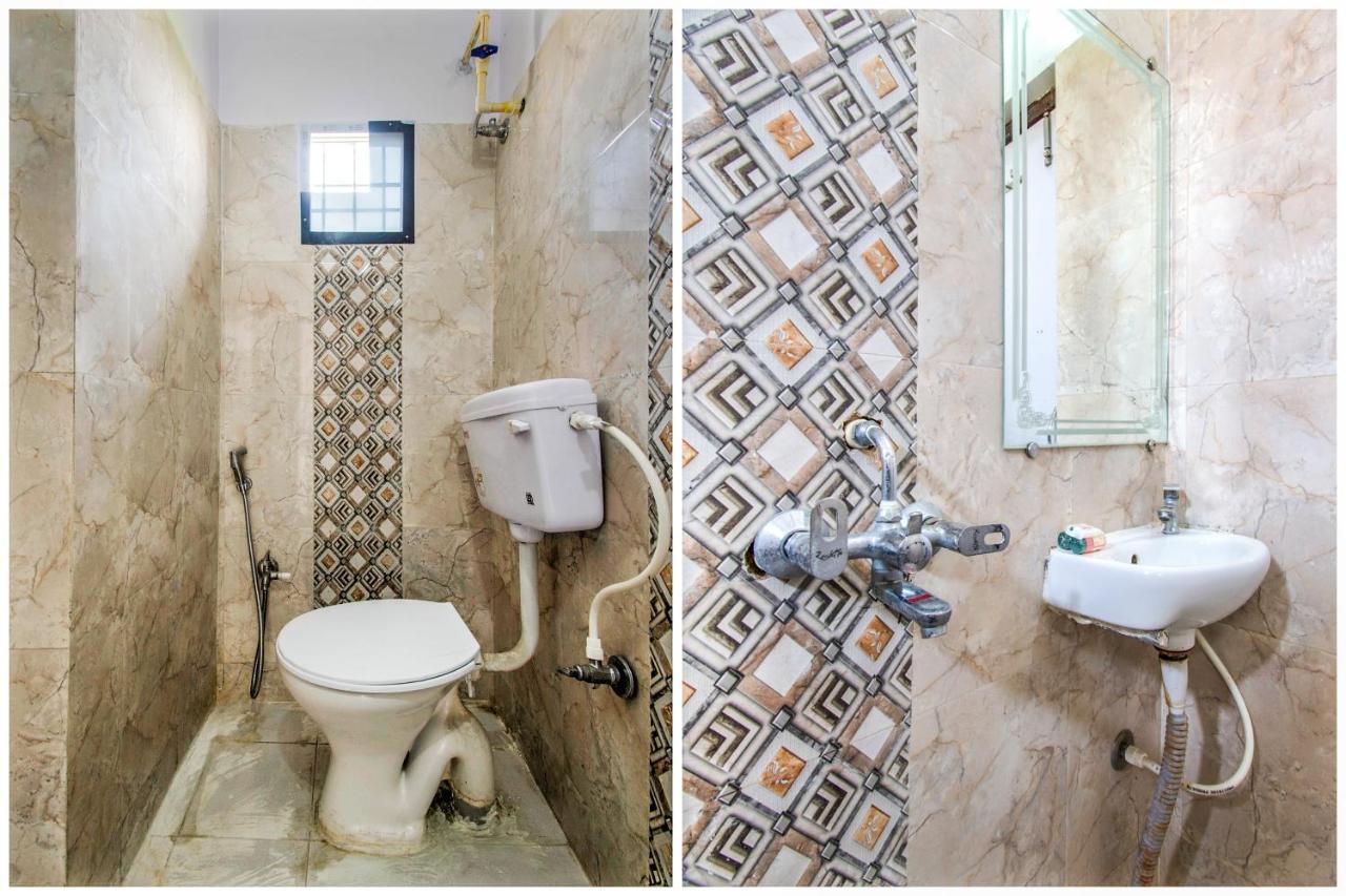 Oyo 14993 Rp Palace Danapur Luaran gambar